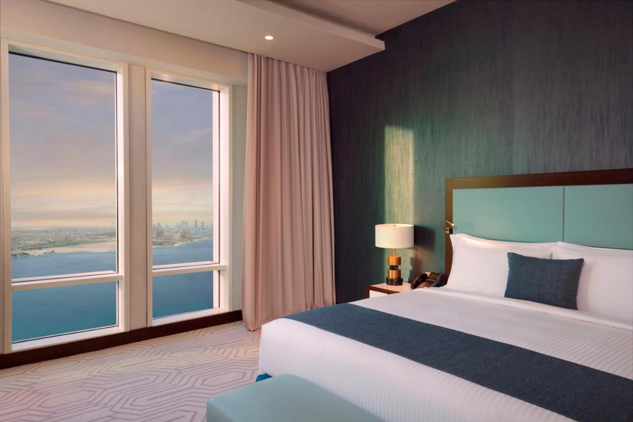Wyndham Grand Doha West Bay Beach エクステリア 写真 A bedroom at the Address Downtown Dubai