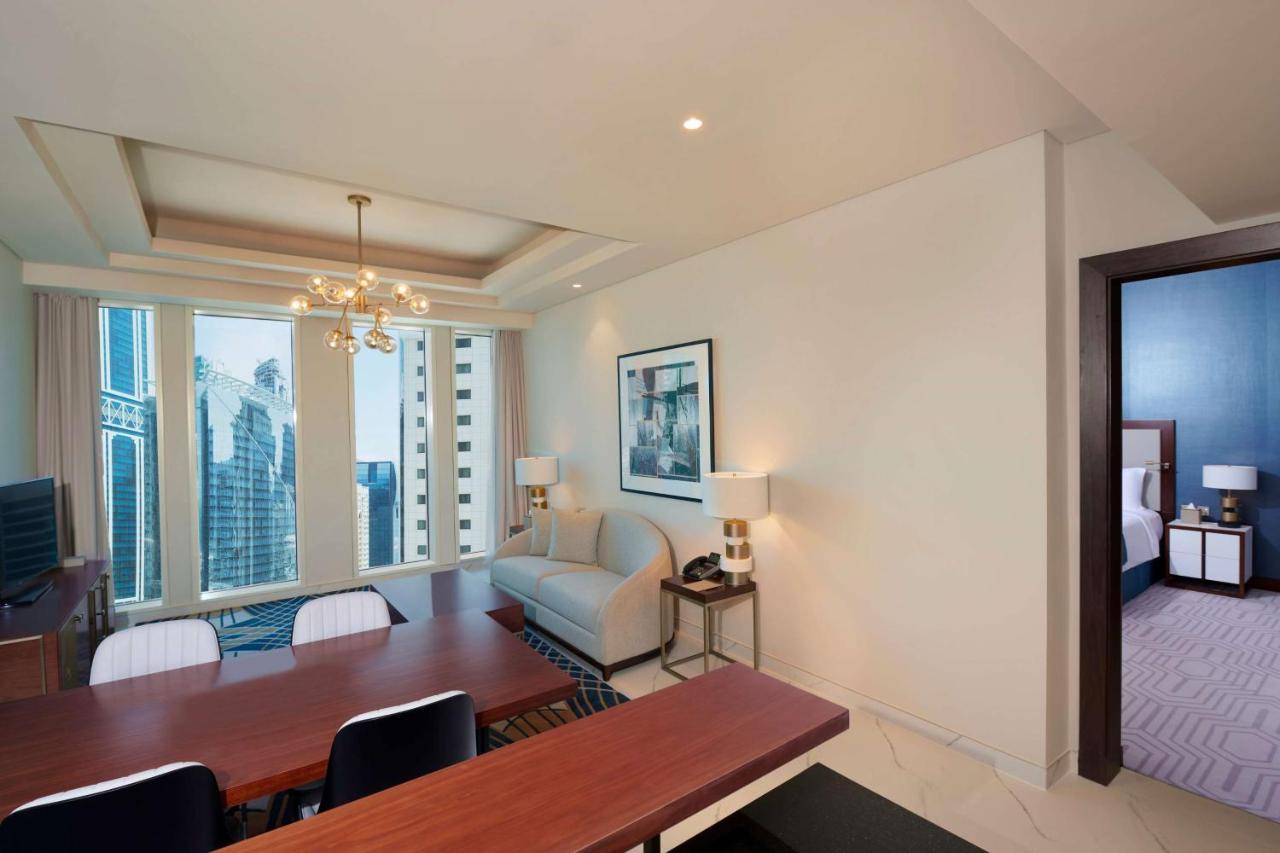 Wyndham Grand Doha West Bay Beach エクステリア 写真 A suite at the hotel