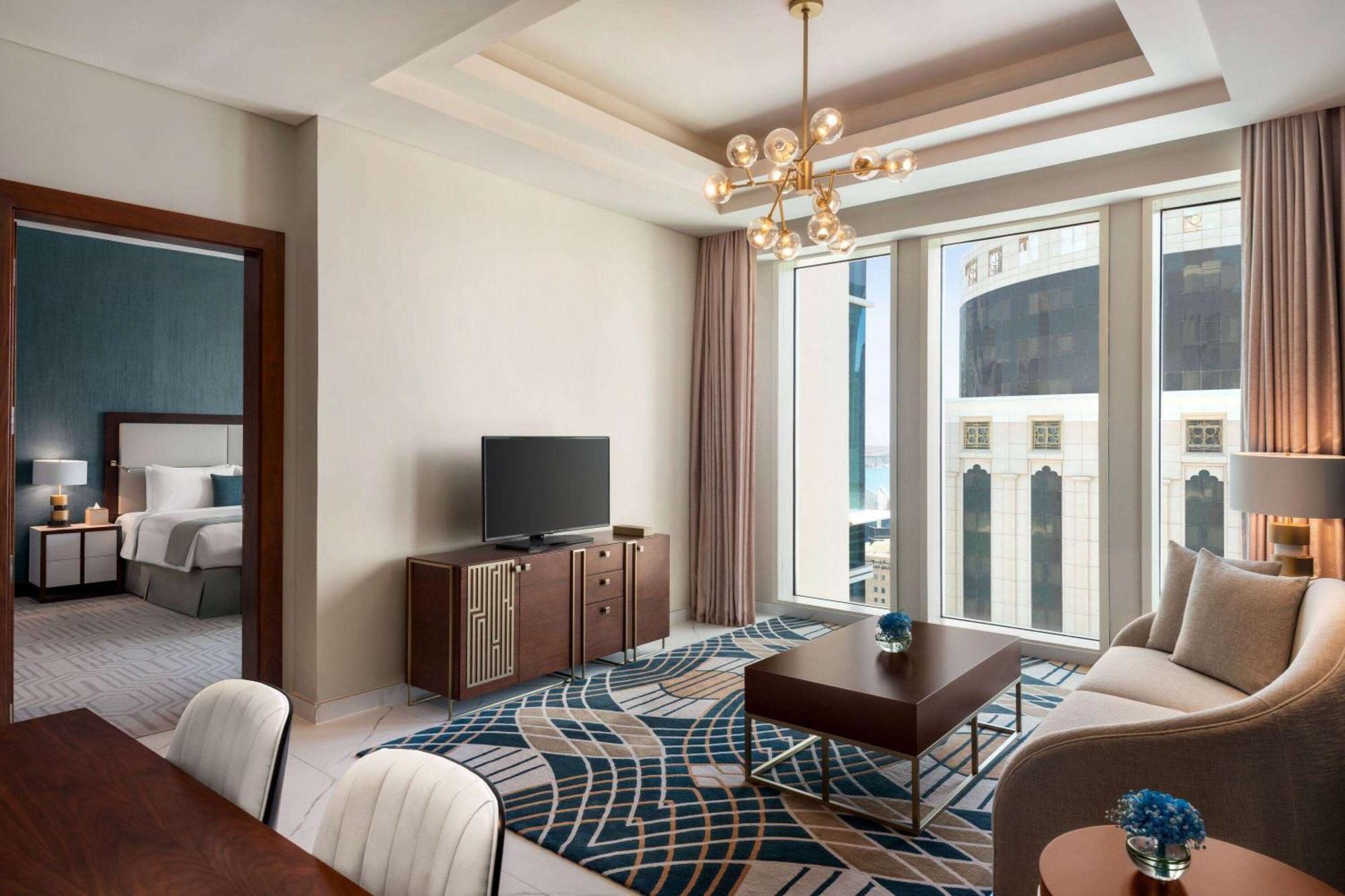 Wyndham Grand Doha West Bay Beach エクステリア 写真 A suite at the hotel